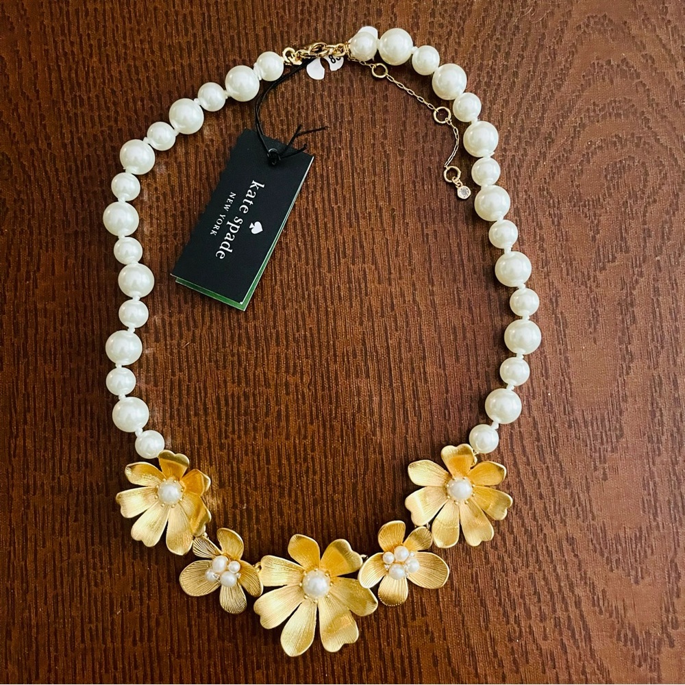 kate spade-SET”Garden Party” Gold Floral and Pearl Necklace and Bracelet - Picture 4 of 10